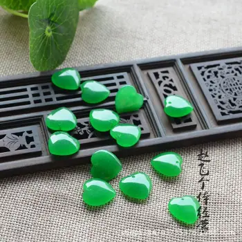 5pc Čínsky Zelený Nefrit v tvare Srdca Prívesok Korálky Náhrdelník Bižutéria Módne Doplnky, Ručne Vyrezávané Mužov Šťastie, Amulet Dary - Obrázok 1  